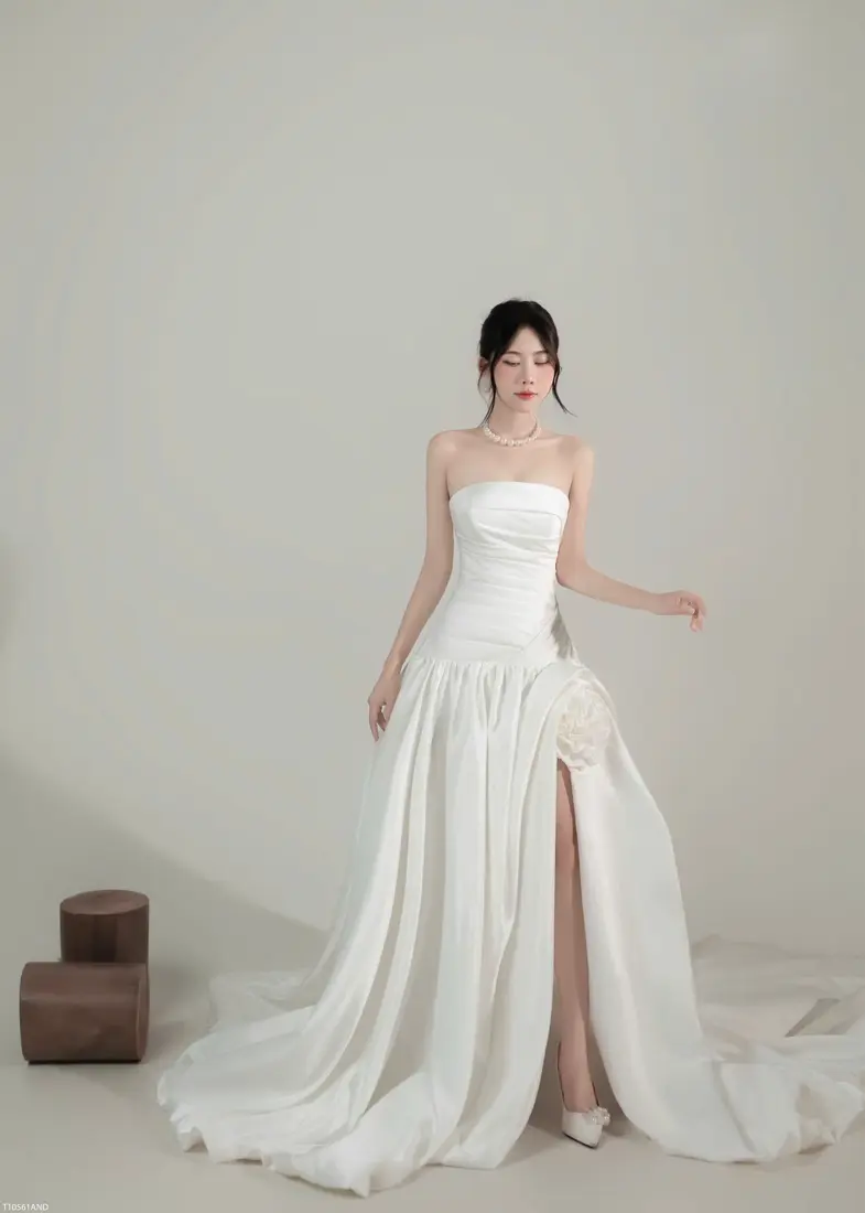 Váy cưới dòng VIP – Thanh lịch, dễ mặc